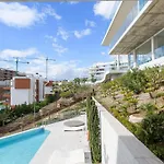 Апартаменти Wintowinrentals Exclusive Sea View With Terrace, Pool And Parking Фуенхірола
