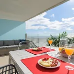 Wintowinrentals Exclusive Sea View With Terrace, Pool And Parking Апартаменти *
