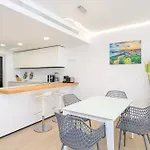 Wintowinrentals Exclusive Sea View With Terrace, Pool And Parking *
