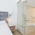 Wintowinrentals Exclusive Sea View With Terrace, Pool And Parking Фуенхірола