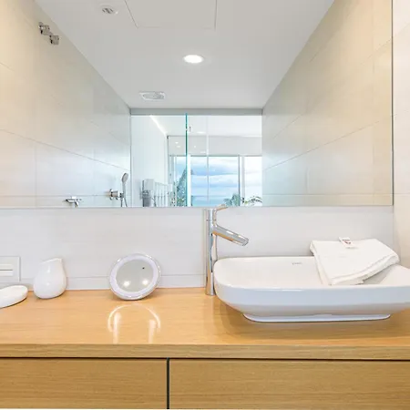 公寓 Wintowinrentals Exclusive Sea View With Terrace, Pool And Parking *