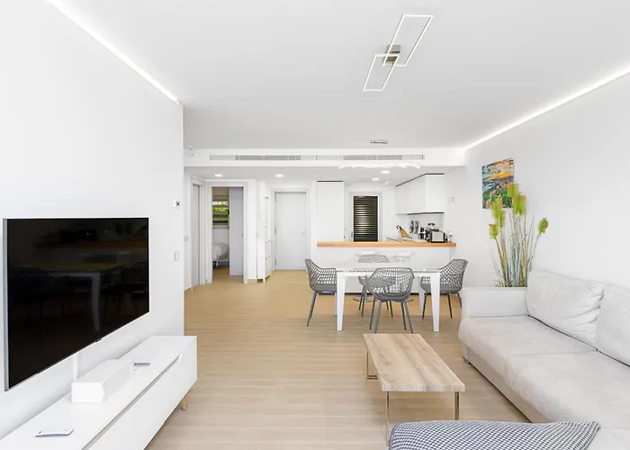 Wintowinrentals Exclusive Sea View With Terrace, Pool And Parking Apartment *