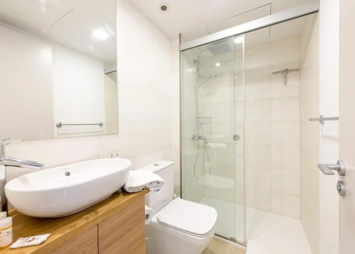 Wintowinrentals Exclusive Sea View With Terrace, Pool And Parking