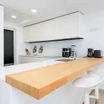 Wintowinrentals Exclusive Sea View With Terrace, Pool And Parking Daire