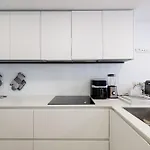 Wintowinrentals Exclusive Sea View With Terrace, Pool And Parking Daire