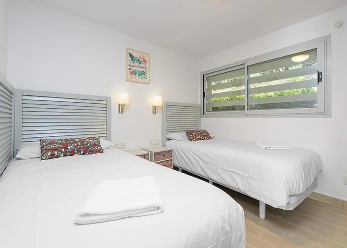 Wintowinrentals Exclusive Sea View With Terrace, Pool And Parking