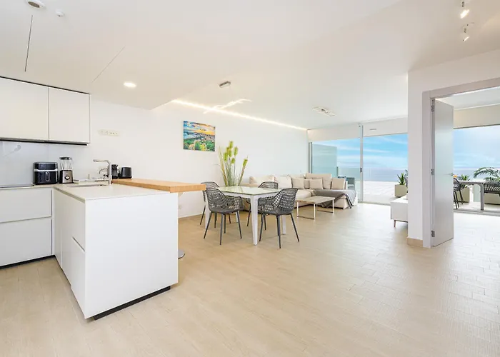 アパート Wintowinrentals Exclusive Sea View With Terrace, Pool And Parking フエンヒロラ