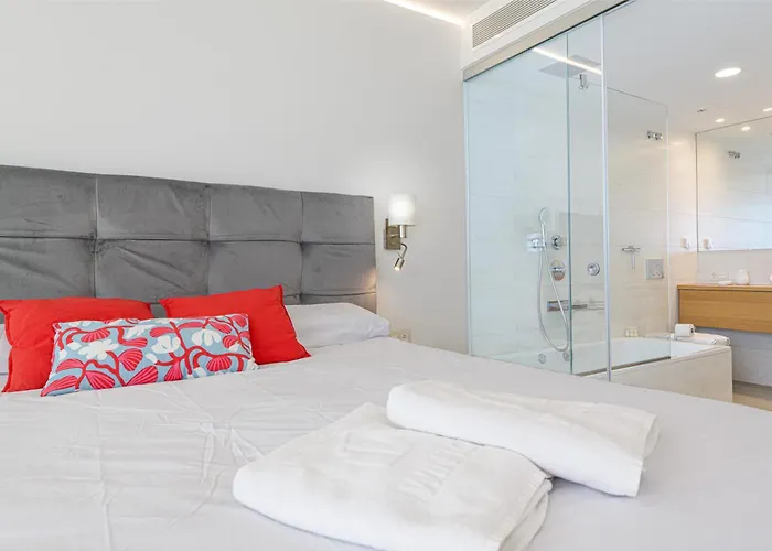 Wintowinrentals Exclusive Sea View With Terrace, Pool And Parking フエンヒロラ