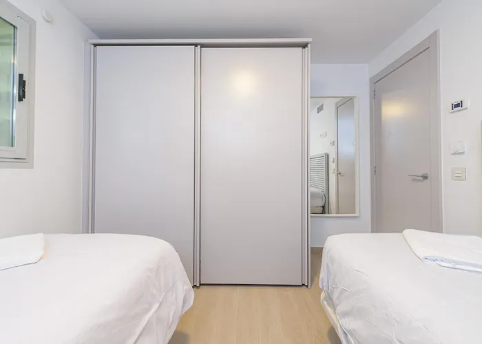 アパート Wintowinrentals Exclusive Sea View With Terrace, Pool And Parking