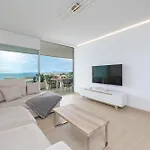 Wintowinrentals Exclusive Sea View With Terrace, Pool And Parking