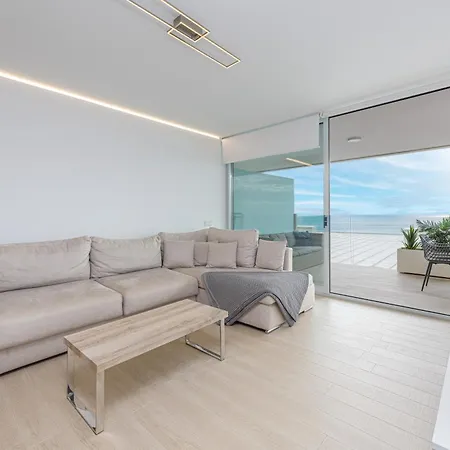 Wintowinrentals Exclusive Sea View With Terrace, Pool And Parking *