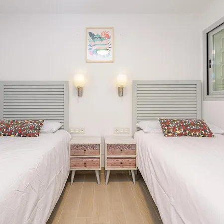 Wintowinrentals Exclusive Sea View With Terrace, Pool And Parking
