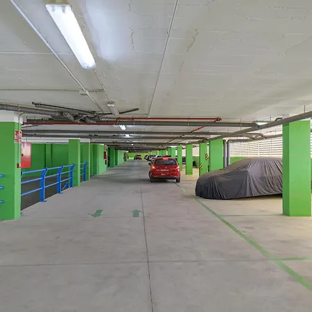 Wintowinrentals Exclusive Sea View With Terrace, Pool And Parking 아파트 *