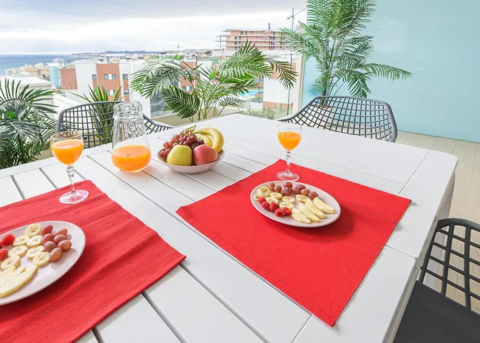 Wintowinrentals Exclusive Sea View With Terrace, Pool And Parking