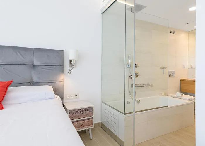 Wintowinrentals Exclusive Sea View With Terrace, Pool And Parking Fuengirola